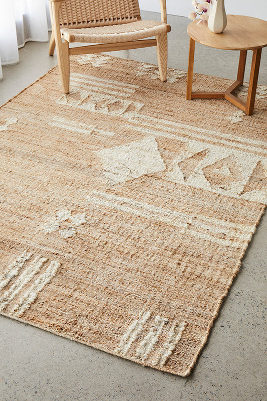 Artisan Jute & Wool Rug – Flatweave with Beige and Ivory Tribal Geometry