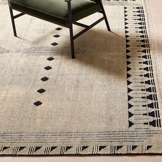 Hand-Knotted Saffioti Wool Rug – Warm White, Minimalist Tribal Pattern, Neutral Boho Home Décor Accent