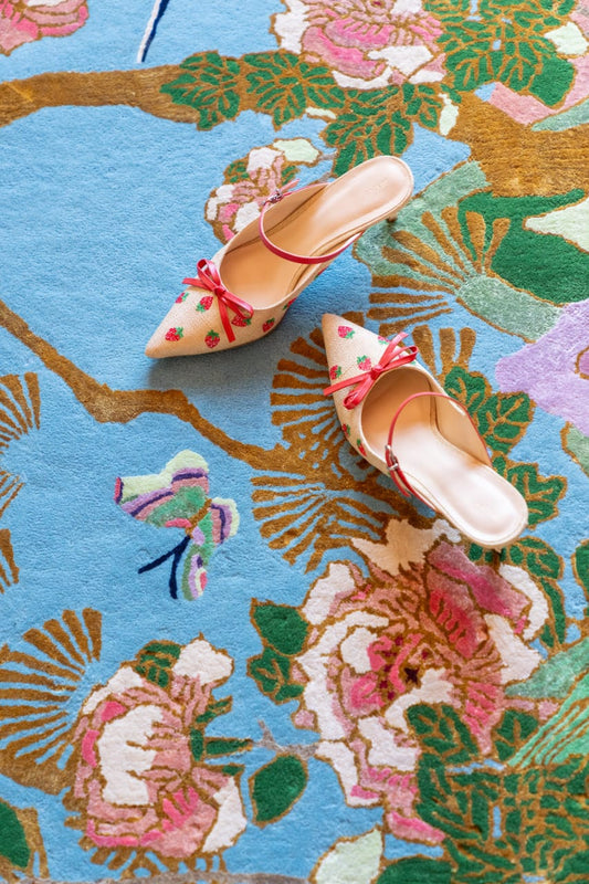 Hand- Tufted Floral Wool Rug – Tree of Life with Birds & Butterflies, Luxury Pictorial Carpet in Green & Blue