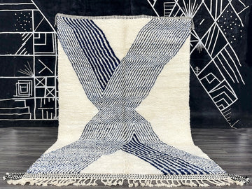 Modern Moroccan Retreat – Handwoven Beni Ourain Wool Rug with Striking Indigo Accents