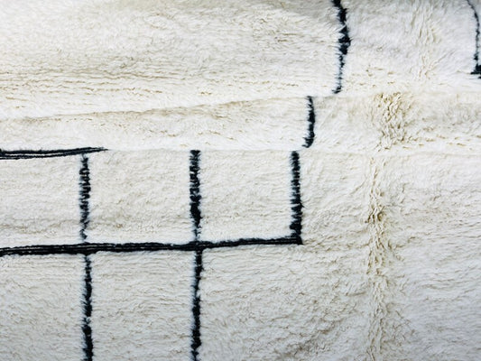 Nordic Simplicity Meets Moroccan Soul | Large White Rug with Subtle Ethnic Motifs