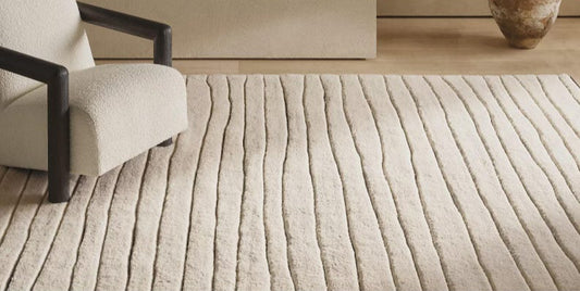 Hand-Knotted Vesa Cream Rug – Traditional Vintage-Inspired Handmade Wool Carpet