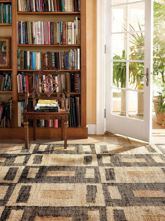 Natural & Black Checkered Flatweave Rug – Handwoven in Jute and Wool