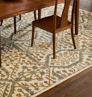 Hand-Knotted Wool Rug – Ivory, Sage & Soft Gold Geometric Floral Design with Elegant Vintage Detailing