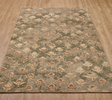 Poppy Hand-Knotted Wool Rug in Soft Green & Beige with Subtle Floral Motifs