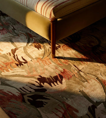 Modern Hand-Tufted Wool Area Liz Rug with Abstract Floral Motif