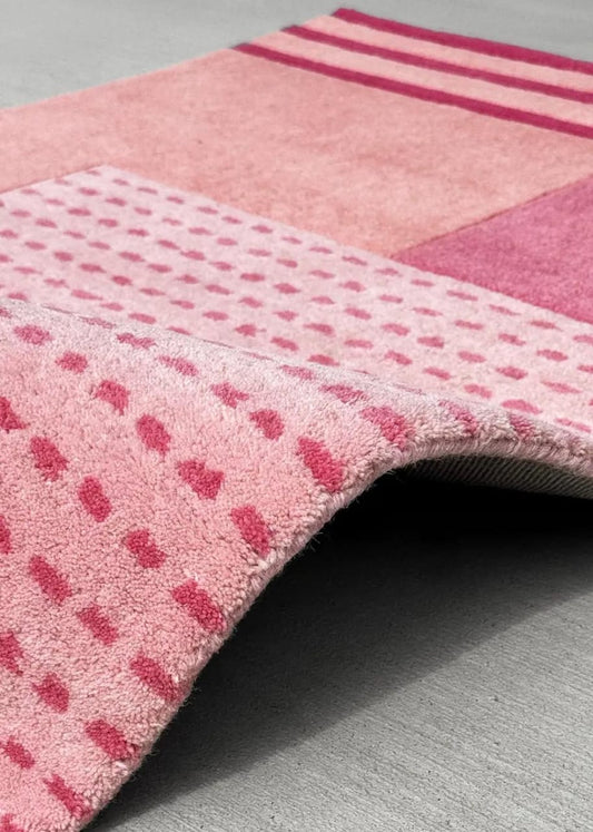 Contemporary Color-Block Hand-Tufted Wool Rug with Textured Center