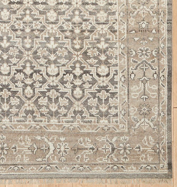 Hand-Knotted Wool Rug – Coyuchi Vintage-Inspired Floral Design in Taupe & Cream