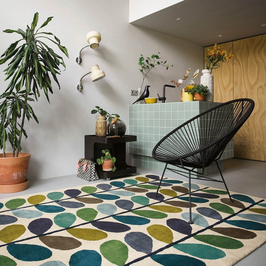 Contemporary Nature-Inspired Leaf Hand-Tufted Wool Area Rug for Modern Interiors