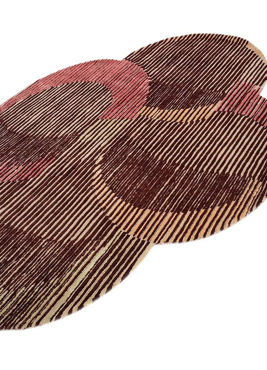 Abstract Hand Tufted Wool Area Rug Organic Curved Shape  Statement Rug for Modern Homes