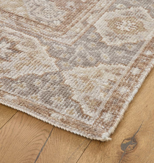 Vento Handcrafted Wool Rug in Warm Beige & Sand Tones