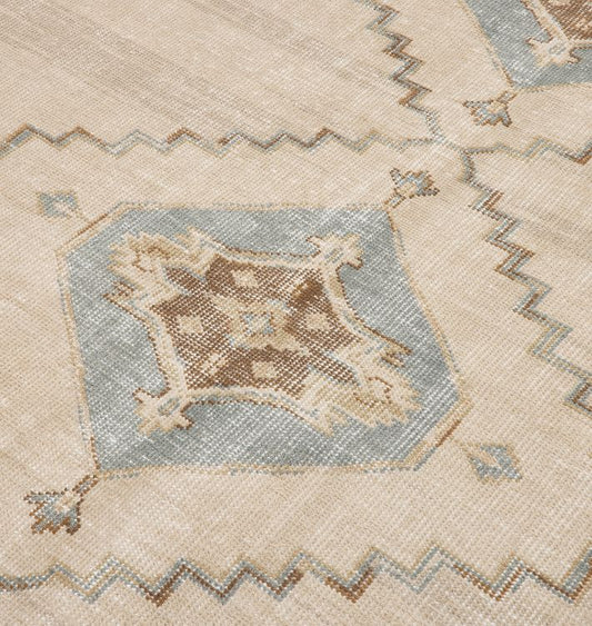 Amalfi Hand Knotted Neutral Vintage Style Area Rug