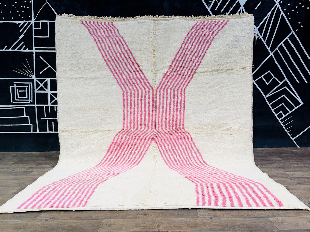 Handwoven Moroccan Beni Ourain Rug | Pink Diamond Pattern | Modern Boho Style
